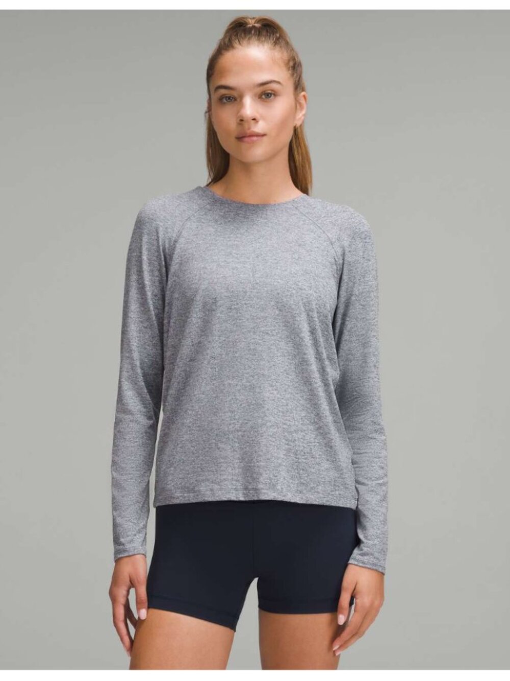 Lululemon License to Train Classic-Fit Long Sleeve - Heather Navy - Size 8